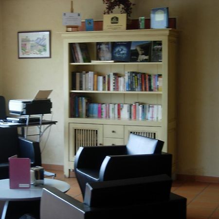 Best Western Montagne Noire Lagarrigue  Exterior photo